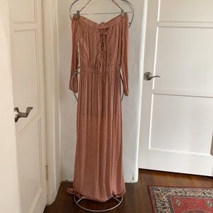 Honey Belle Off-Shoulder Maxi Dress Size Small